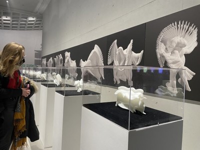 現(xiàn)場(chǎng) | 用藝術(shù)致敬英雄之城 2022武漢雙年展啟幕，展現(xiàn)藝術(shù)活動(dòng)策劃新高度